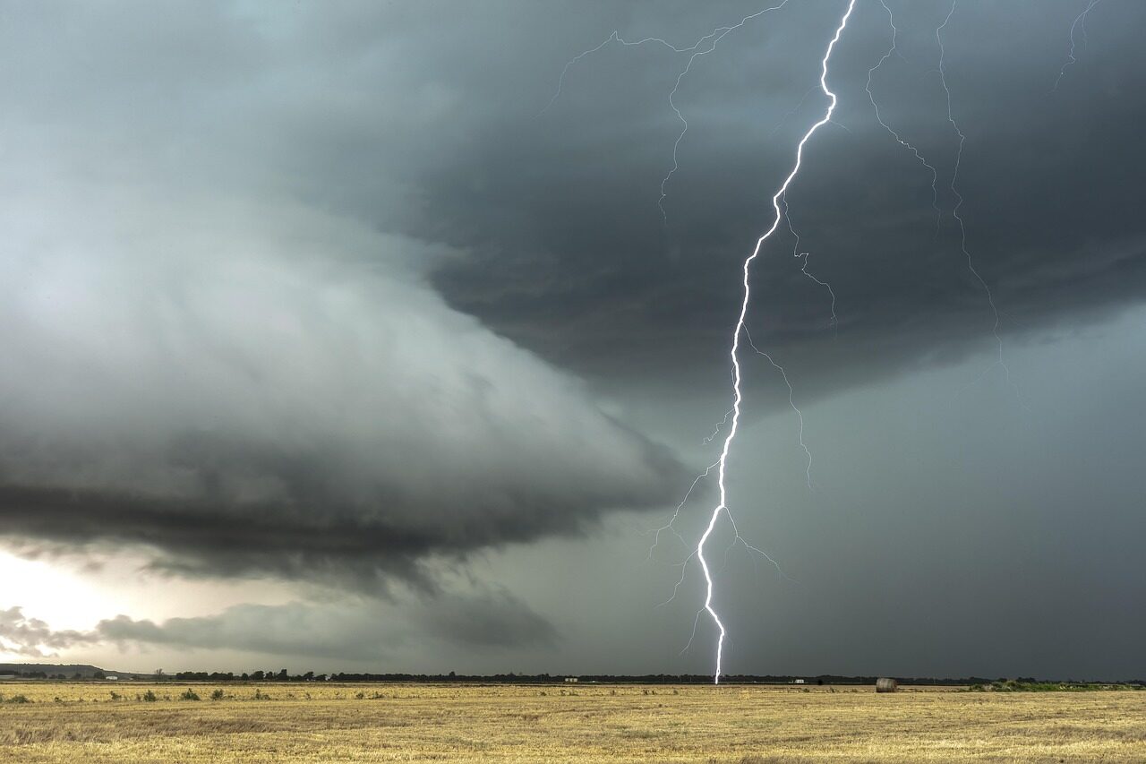 lightning, clouds, thunderstorm, thunder, rain, energy, nature, storm, weather, lightning, lightning, lightning, lightning, lightning, thunderstorm, thunder, thunder, storm, storm